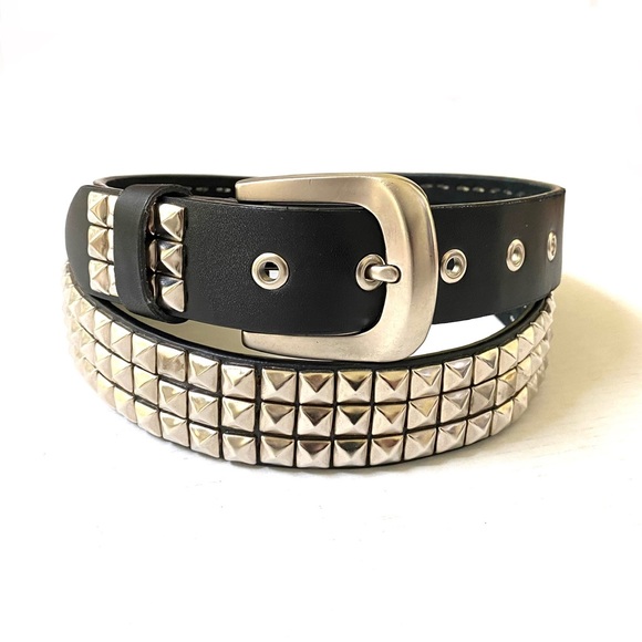 Y2K Vintage Punk Mall Goth Emo silver metal triple row pyramid studded Belt - Picture 2 of 7